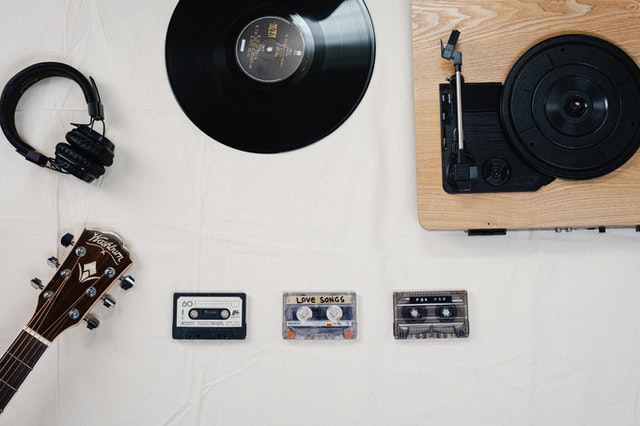 Instrument de musique et platine